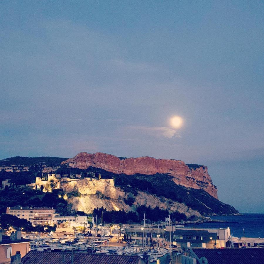 Seaview.Cassis Apartment ภายนอก รูปภาพ